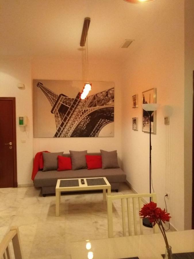 Apartamentos Rg Triana, Calle Castilla Con Patio Sevilla Exteriér fotografie