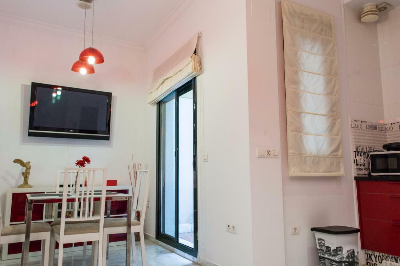 Apartamentos Rg Triana, Calle Castilla Con Patio Sevilla Exteriér fotografie